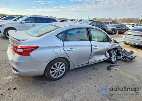 2018 Nissan Sentra S z USA, uszkodzony, nr VIN 3N1AB7AP0JY342089